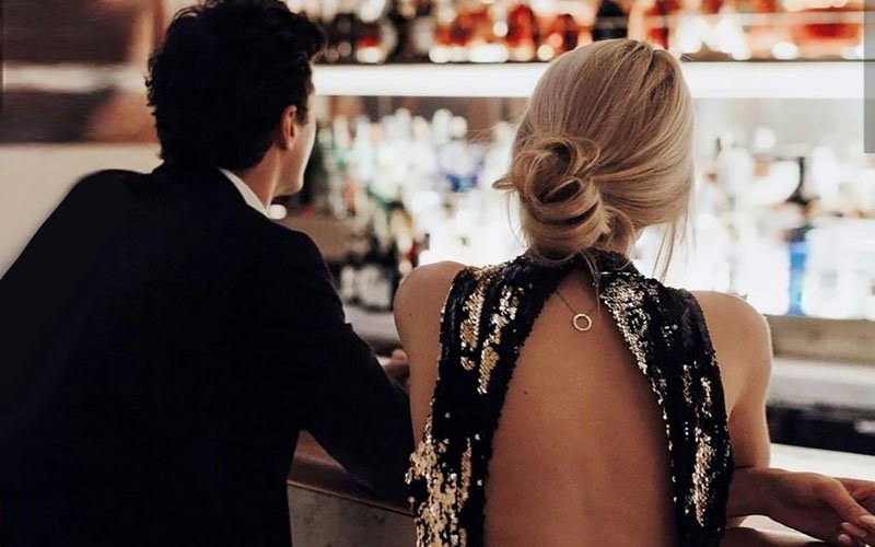 legal sugar daddy with sugar baby on bar