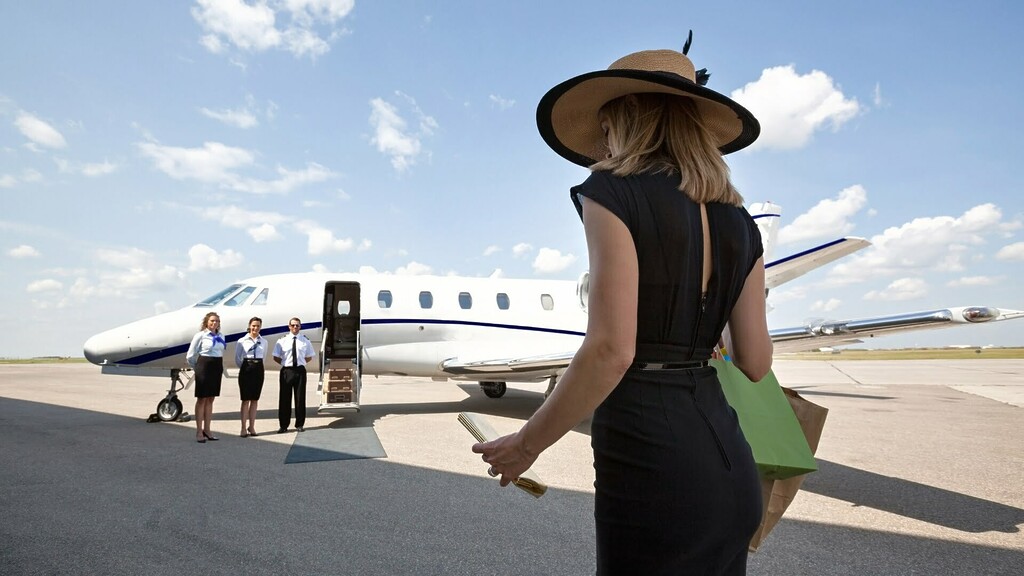 sugar mumma on a trip